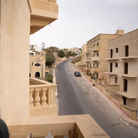 Modern Seaview Apartment Xlendi