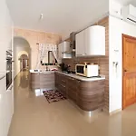 Apartment Modern Seaview
