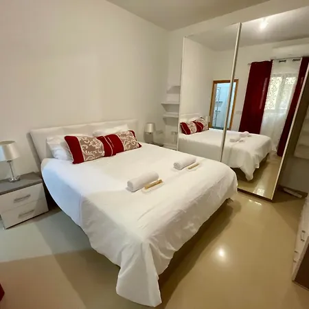 Modern Seaview Xlendi