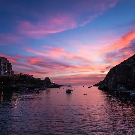 Modern Seaview Apartment Xlendi