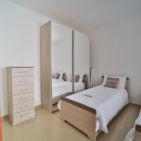 Apartment Modern Seaview *