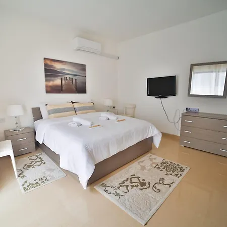 Apartment Modern Seaview *