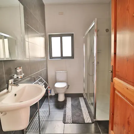 Modern Seaview Apartment