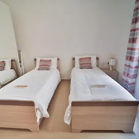 Modern Seaview * クレンディ