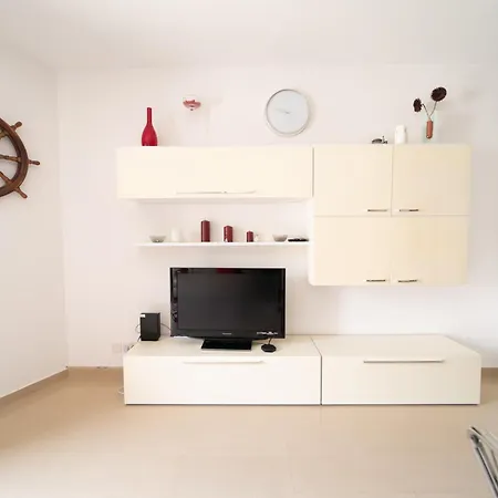 Modern Seaview דירה *