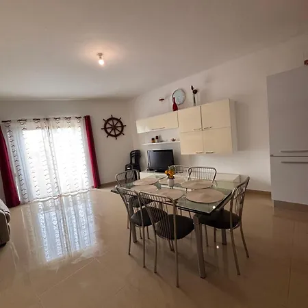 Modern Seaview Xlendi